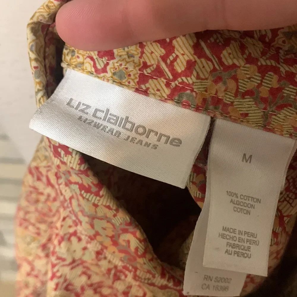 3for$20 button front shirt medium - Picture 3 of 4